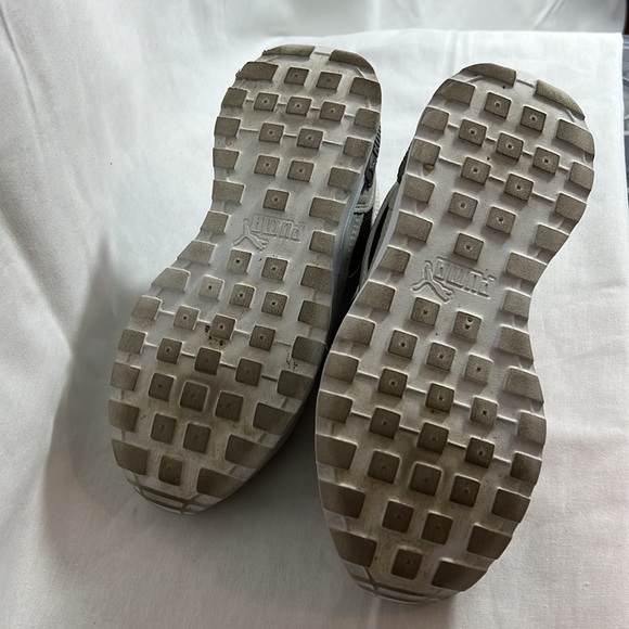 Puma  boys shoes graviton. - Picture 5 of 8